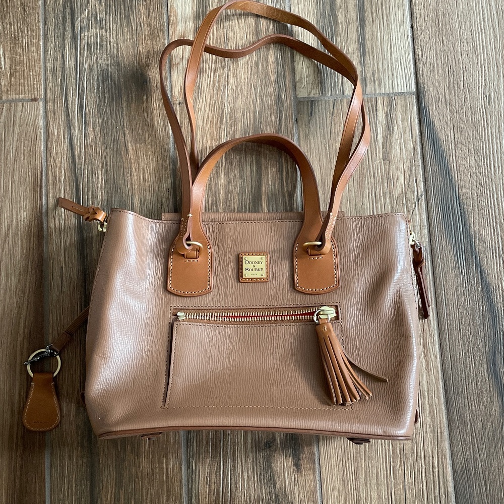 Dooney & Burke shoulder bag